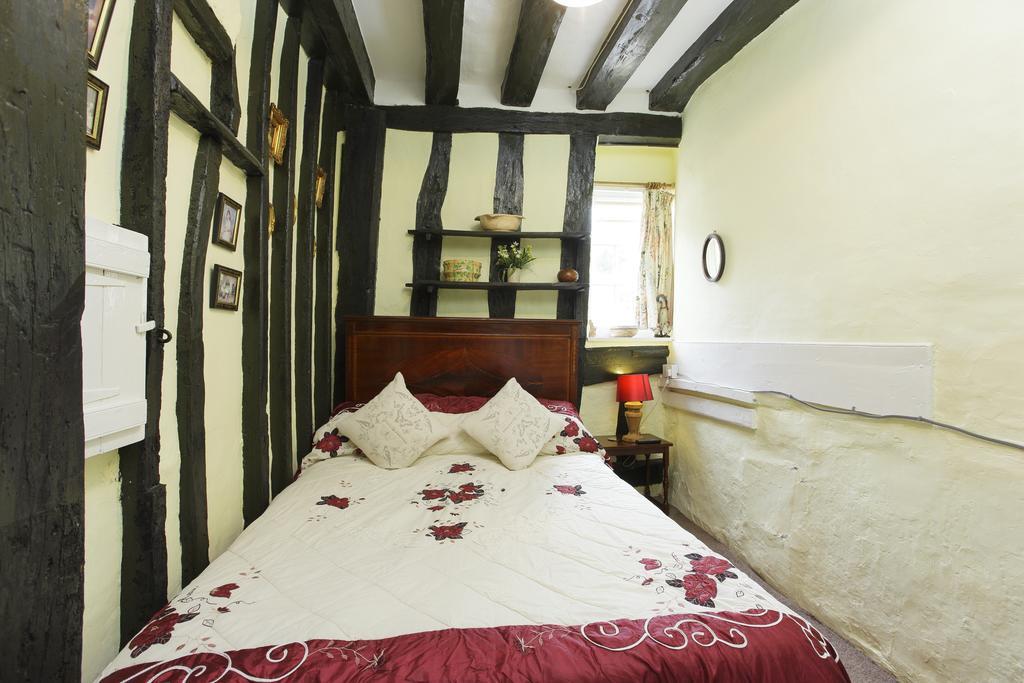 The Bridge Street Historic Guest House Lavenham Room photo